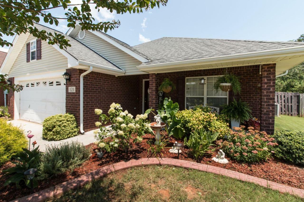 Villa Rockett! Your Sweet Home Away From Home! Huntsville Exterior photo